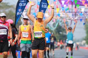 BIB: 630, 4278, 40638
                            <button type="button" onclick="openModal(9925449)" class="btn btn-primary btn-sm float-right btn-popup" data-toggle="modal" data-target=".modal-high-quality">
                        <i class="fas fa-shopping-cart"></i> Add to Cart
                    </button>
                                            <button type="button" onclick="isThisMe(9925449, true)" class="btn btn-success btn-sm float-right btn-popup btn-isme hidden" data-toggle="tooltip" data-placement="bottom" title="นี่คือรูปของคุณใช่ไหม คลิกที่นี่เพื่อเอาเข้าอัลบั้ม">
                        <i class="fas fa-plus"></i> Add to album
                    </button>
                    <button type="button" onclick="isThisMe(9925449, false)" class="btn btn-warning btn-sm float-right btn-popup btn-isnotme hidden">
                        <i class="fas fa-ban"></i> Remove from album
                    </button>